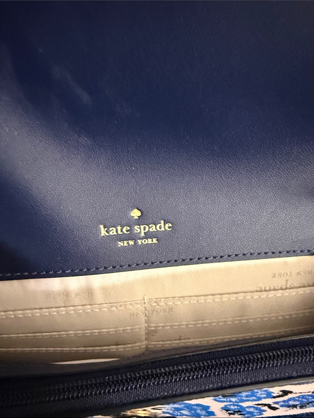 Kate spade small crossbody - Picture 3 of 3